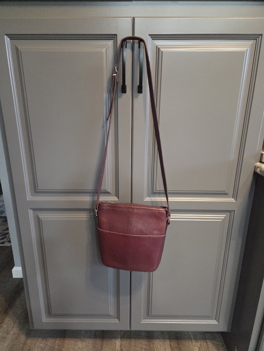 VINTAGE BUCKET BAG - Picture 8 of 10